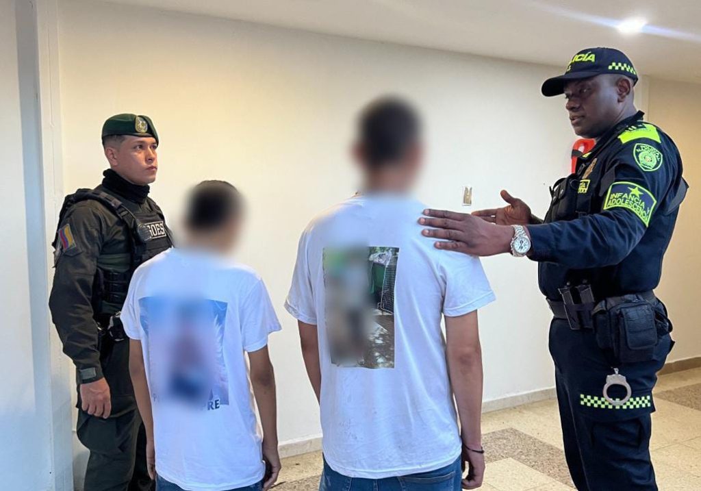 1000906393-1024x717 CON ARMA DE FUEGO SORPRENDEN  A MENORES DE EDAD Y UN ADULTO