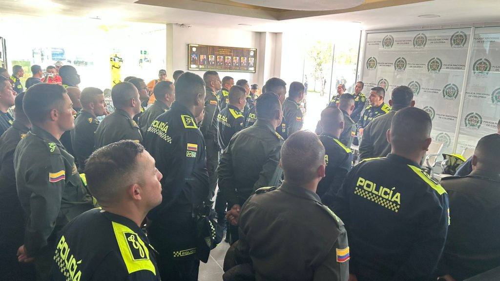 32345-1024x576 LLEGAN POLICÍAS PARA REFORZAR SEGURIDAD DURANTE REMATE DE FESTIVIDADES