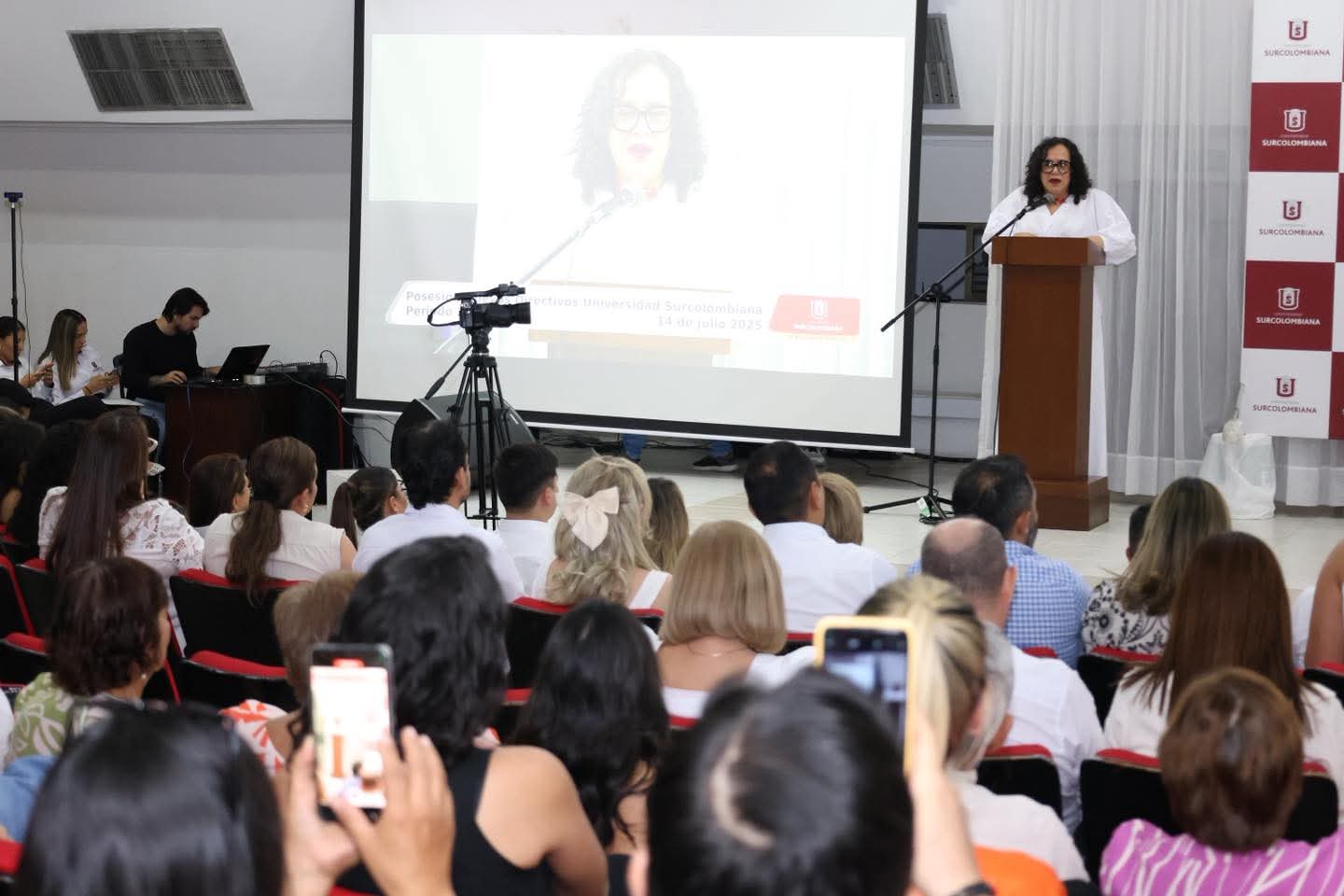 109623 POSESIONAN A LOS NUEVOS ADMINISTRATIVOS DE LA USCO