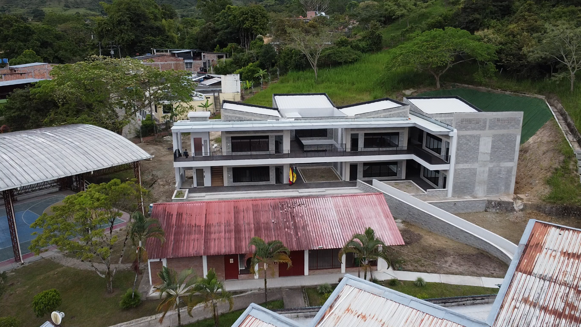 77080 ‎USCO SEDE GARZÓN, INAUGURÓ NUEVO BLOQUE DE AULAS