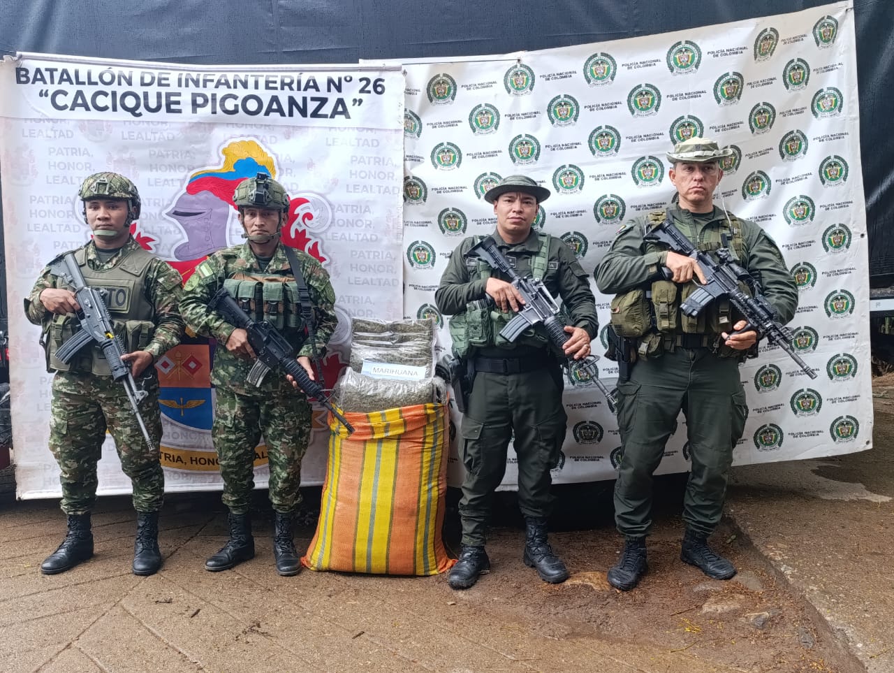 119443 INCAUTAN MÁS DE 30 KILOS DE MARIHUANA