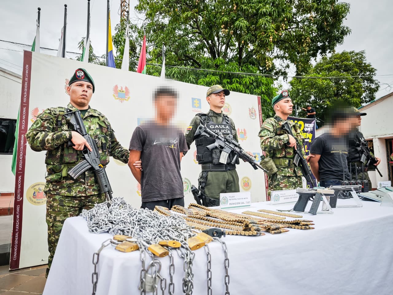 WhatsApp-Image-2025-11-28-at-11.09.38-AM CAPTURAN A ALIAS “RICHARD”, SEÑALADO DE PARTICIPAR EN ATENTADO CON EXPLOSIVOS EN LA PLATA, HUILA