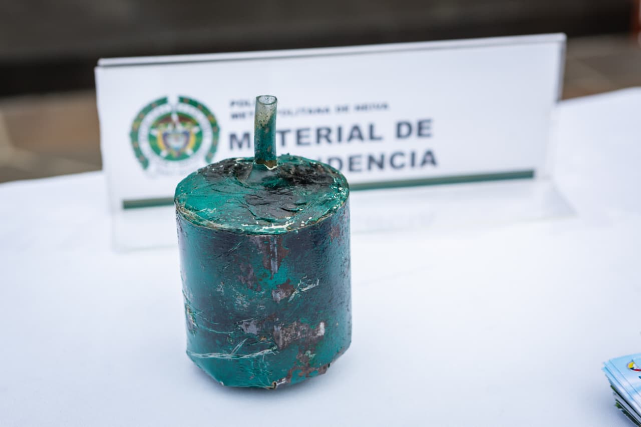 WhatsApp-Image-2025-11-28-at-11.10.58-AM CAPTURAN A ALIAS “RICHARD”, SEÑALADO DE PARTICIPAR EN ATENTADO CON EXPLOSIVOS EN LA PLATA, HUILA