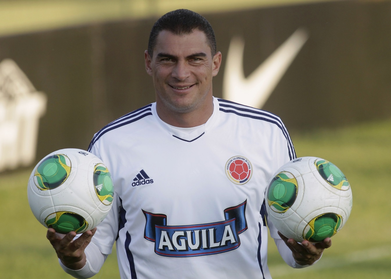 mondragon COLOMBIA EN LOS MUNDIALES: UNA HISTORIA DE HITOS INOLVIDABLES