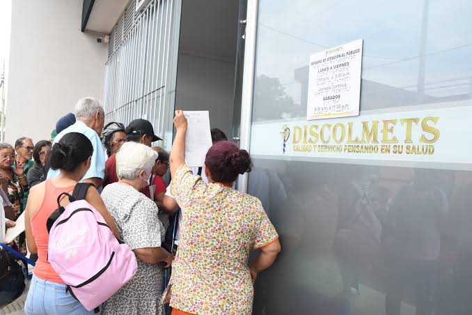 images DEFICIENCIAS Y COLAPSO EN LA ENTREGA DE MEDICAMENTOS EN NEIVA